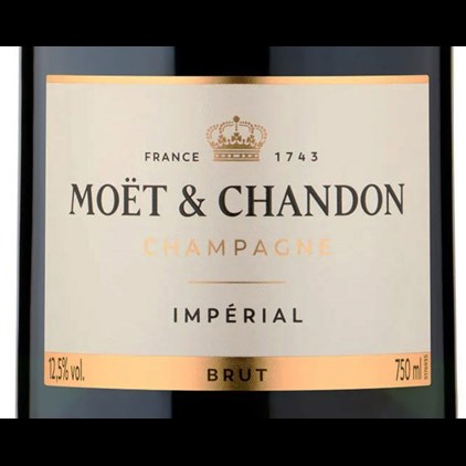 View Moet And Chandon Brut Champagne 75cl With Diamante Crystal Flutes number 1